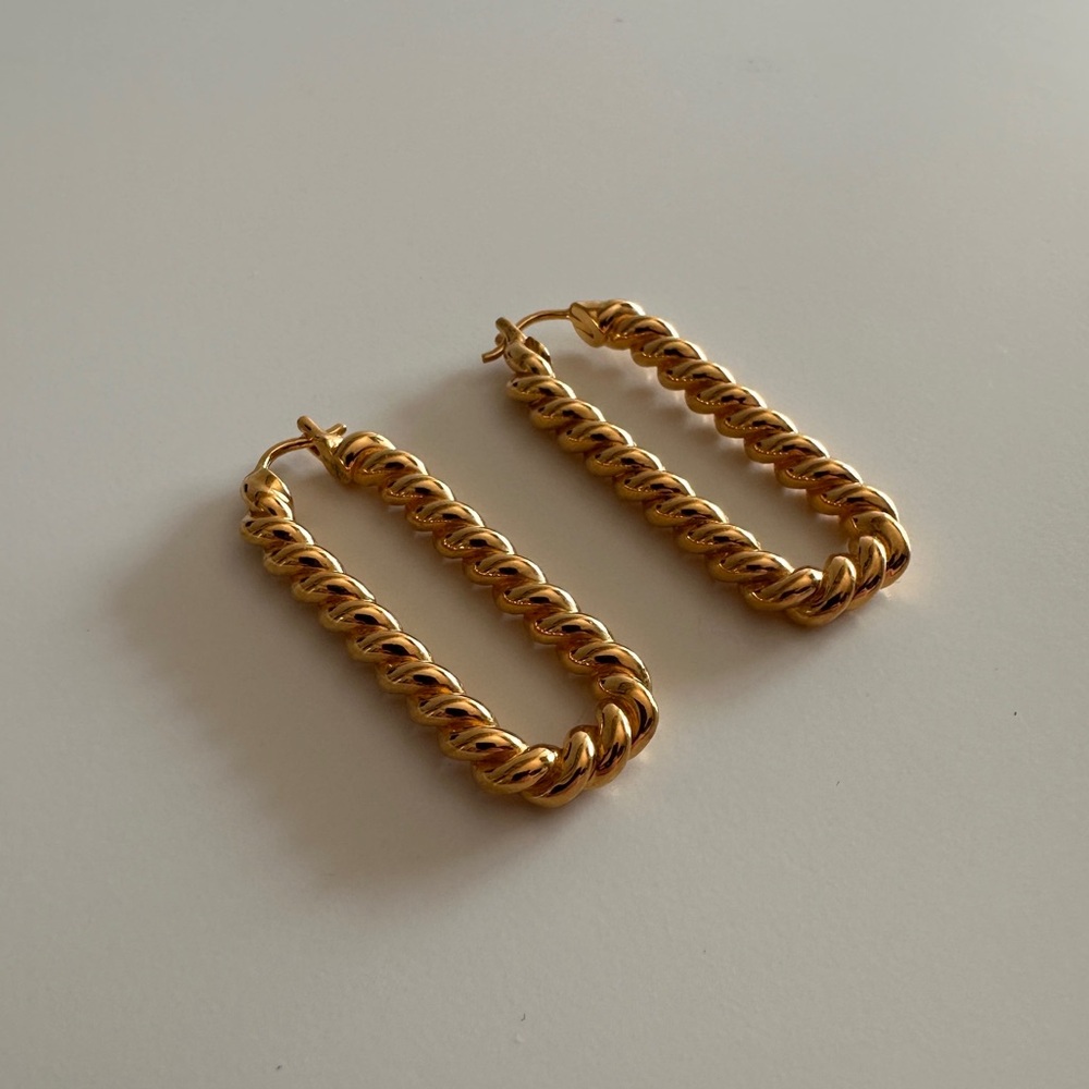 Missoma London twisted rectangle hoop earrings - Picture 4 of 6